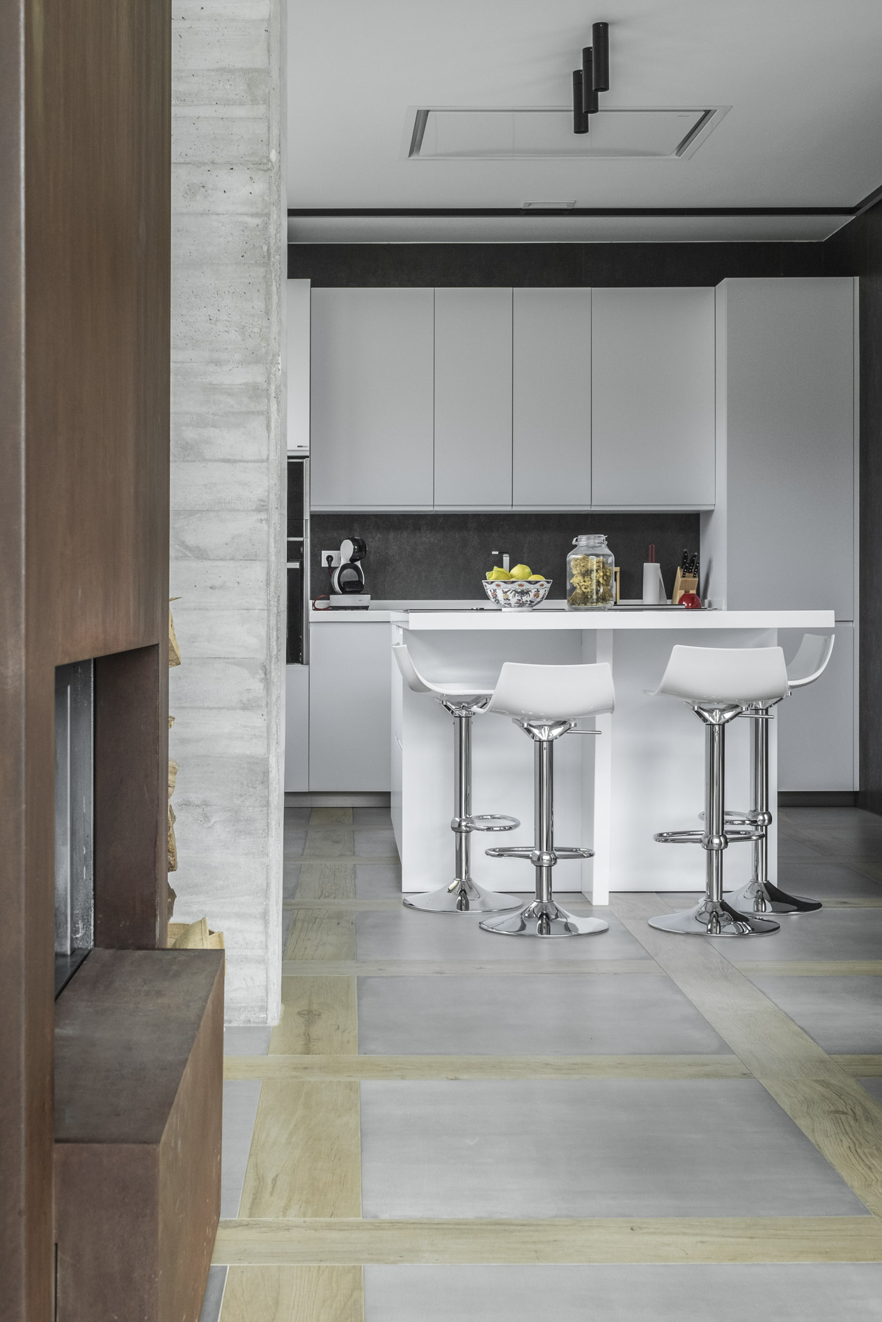 floor tiles installation services